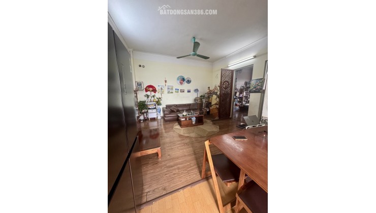 CHUNG CƯ THỊNH LIỆT LÔ GÓC - SỔ ĐỎ CHUẨN- KHU VỰC ĐANG PHÁT TRIỂN GIÁ TRỊ TĂNG TỪNG THÁNG.