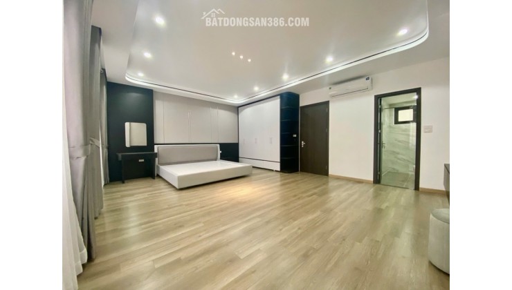 Bán nhà Ngọc Lâm 60m x 6T thang máy full nội thất ở luôn, gần phố. LH 0936123469