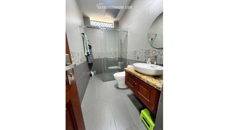  CHỦ KẸT TIỀN BÁN GẤP – GIẢM SÂU 1,5 TỶ 
 NHÀ ĐẸP,  KHU VIP ĐƯỜNG ĐÀO TÔNG NGUYÊN, NHÀ BÈ 