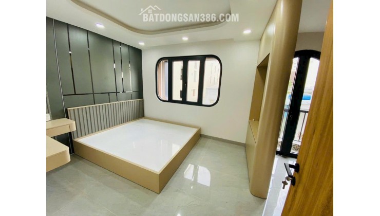 Bán nhà mới ở liền Phan Huy Ích GV 5PN 4WC 78m2 chỉ nhỉnh 7 tỷ có sân trước cửa