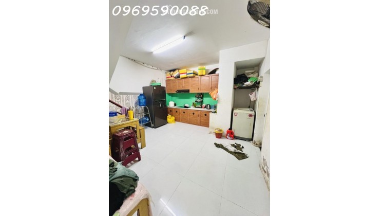 Nhà mới ờ ngay Tân Kỳ Tân Quý, Tân Phú. 58m2 ngang 4.3m nở hậu 6m6 giá 5 tỷxx