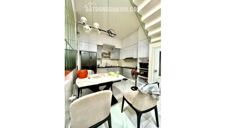 Nhà đẹp 4 tầng – 2 mặt hẻm VIP Âu Cơ, Tân Bình – ở ngay, thu nhập 20tr/tháng!