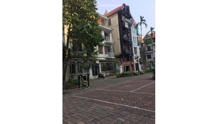 Phân lô Cầu Giấy, gara ô tô, ngõ thông kinh doanh, 75m, 25 Tỷ