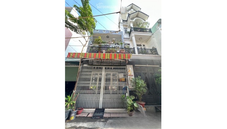 Bán nhà mặt phố Lê Văn Quới, Bình Tân. DT 4x12m, 2 tầng, 2PN. Sổ hồng, giá 4.6 tỷ. LH: 0909898125