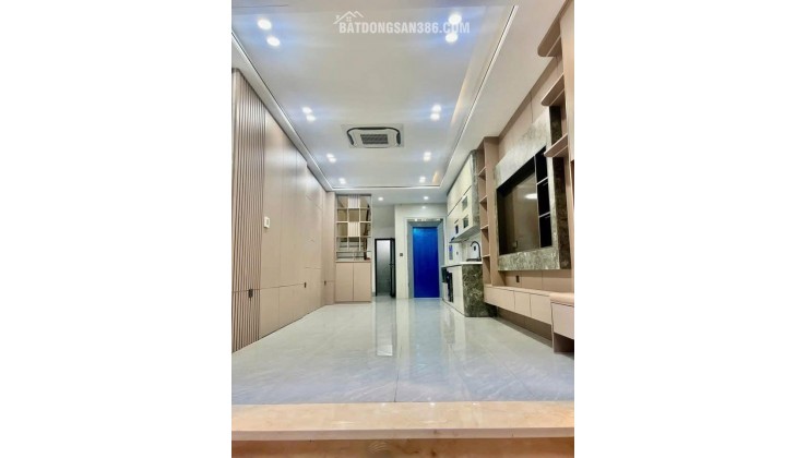 BÁN NHÀ VÕ CHÍ CÔNG- Ô TÔ- thang máy ở ngay -65M 5 TẦNG 14.3 TỶ