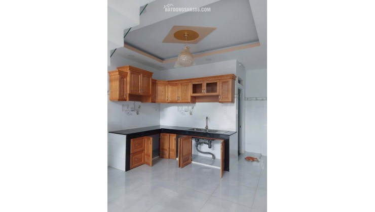 Bán nhà hẻm 5m đường 18B, phường Bình Hưng Hòa A, quận Bình Tân, 3 lầu, 5.6 TL