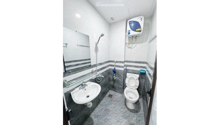 Bán Nhà Dòng Tiền Ngõ 190 Nguyễn Trãi - Chính Kinh 7 Tầng 27 Phòng Khép Kín Full Đồ Mặt Tiền 7,2M