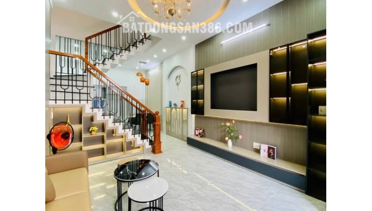 Nhà đẹp Hoàng Văn Thụ, Tân Bình – 73m² (4.5x17), 3 tầng, giá chỉ 9.9 tỷ.