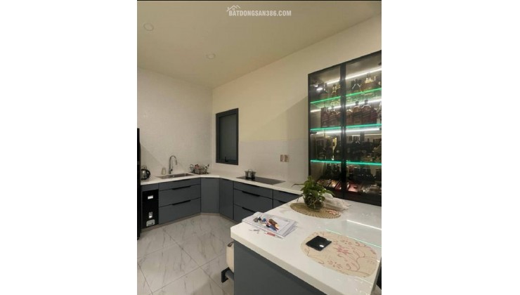 Nhà 3 tầng đẹp sát Trung Tâm Quận 2  Nguyễn Duy Trinh,Phú Hữu,Quận 9 
vuông vức, phong thủy đẹp, đường trước nhà 6m