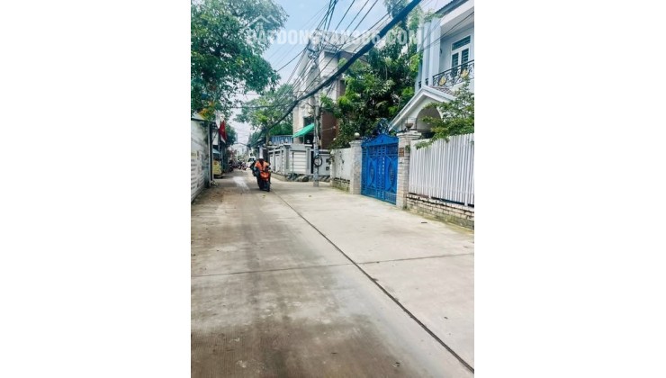 NHÀ HẺM XE HƠI –  NGÃ TƯ 4 XÃ – GIÁP TÂN PHÚ