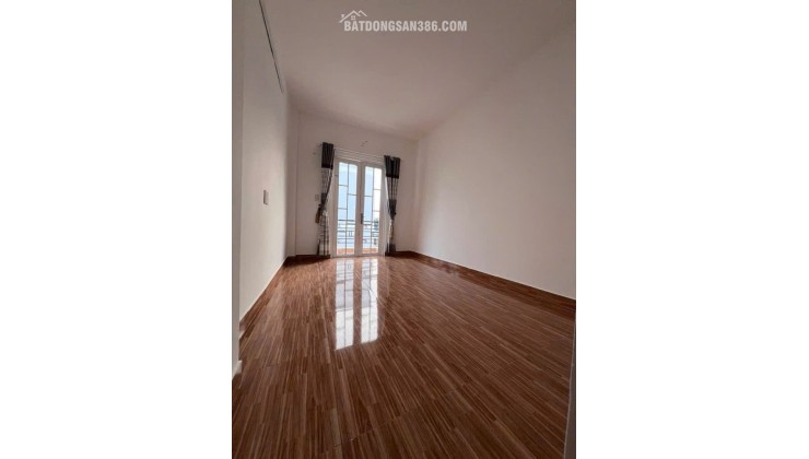 NHÀ 3 LẦU NHỎ ĐẸP – THIẾT KẾ SANG TRỌNG – HẺM XE HƠI 6M – NGAY TT THỊ TRẤN NHÀ BÈ – HUỲNH TẤN PHÁT - GIÁ 2xx TỶ