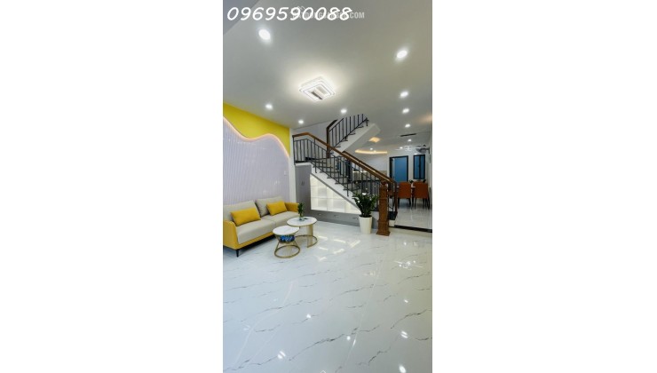 Nhà mới ờ ngay Tân Kỳ Tân Quý, Tân Phú. 58m2 ngang 4.3m nở hậu 6m6 giá 5 tỷxx