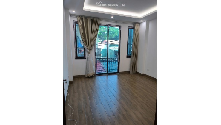 NHÀ ĐẸP LẠC LONG QUÂN - TÂY HỒ, DT50M2, 4 TẦNG, 4P. NGỦ, NGÕ THÔNG