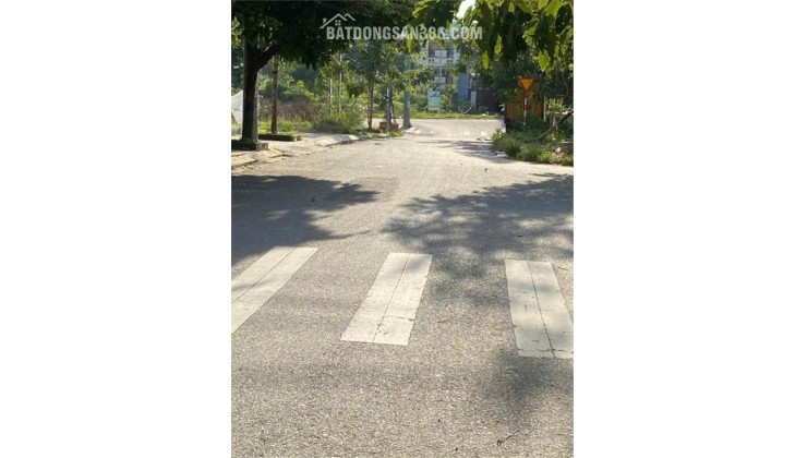 Bán đất thổ cư Đà Sơn 6, Liên Chiểu, Đà Nẵng. DT 95m2, giá 3.8 tỷ, sổ đỏ, hướng Đông Nam. LH: 0877661879