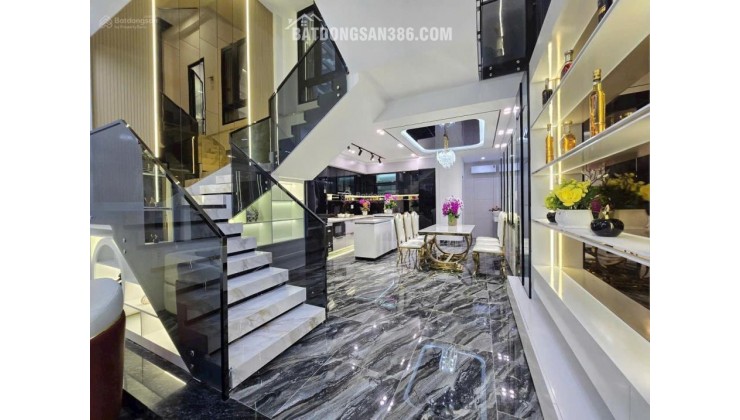 Bán nhà mặt phố Phú Lộc 22, Liên Chiểu, Đà Nẵng. DT 95m2, 3 tầng, 4PN. Sổ đỏ chính chủ. Giá 11.4 tỷ. LH: 0877661879