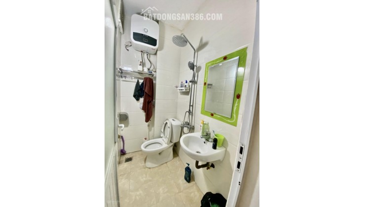 Bán nhà Bạch Mai, 37m2, 4 ngủ, sổ đỏ, giá 3.5 tỷ. LH: 0847677770