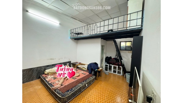 Bán nhà C4 ngõ 405 Ngọc Thuỵ 57m gần oto chỉ nhỉnh 4 tỷ. LH 0936123469