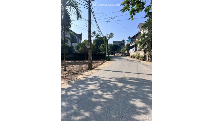  BÁN 5 LÔ ĐẤT THỔ CƯ LƯƠNG SƠN – CHỈ NHỈNH TỶ   Vị trí đẹp Lương Sơn – gần nhà hàng, sát dự án Sông Bùi,