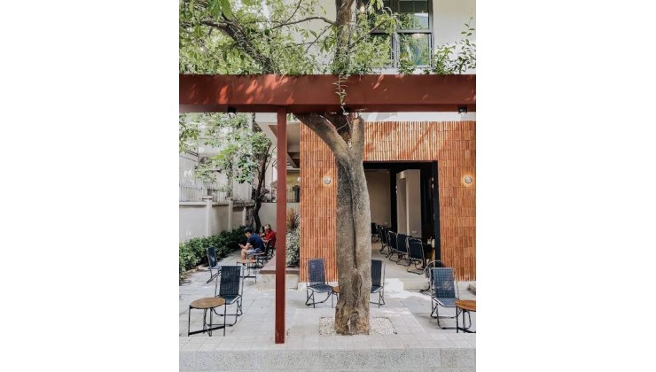 BÁN BIỆT THỰ CAO CẤP 2 TẦNG – MẶT PHỐ VÕNG THỊ – CÁCH HỒ TÂY 60M