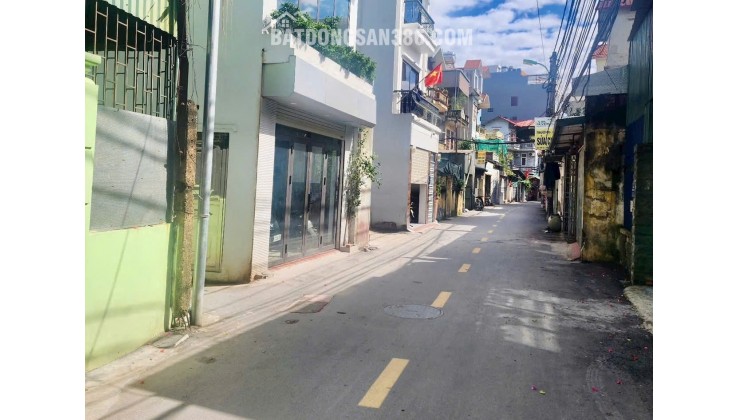 NHÀ ĐẸP HIỆN ĐẠI NGAY TRỊNH VĂN BÔ, XUÂN PHƯƠNG – Ô TÔ 7 CHỖ ĐỖ CỔNG – FULL NỘI THẤT CAO CẤP – 45m2, HƠN 6 TỶ