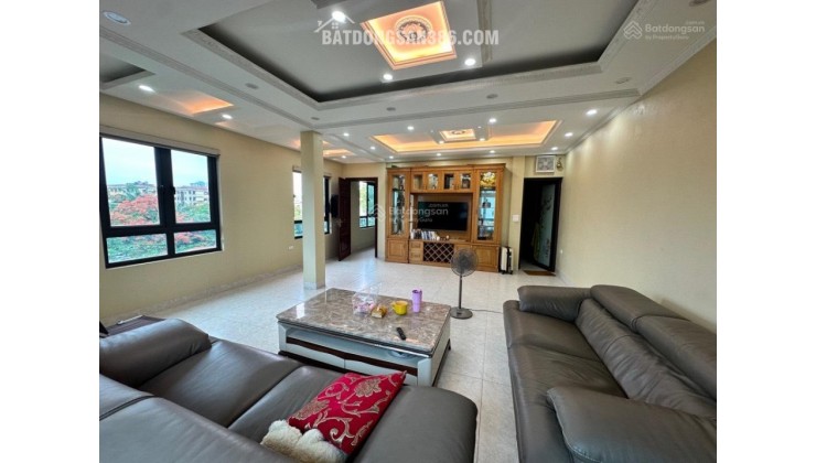 Bán nhà phố Phạm Văn Đồng - KĐT TP Giao Lưu - 110m - MT 7m - Lô Góc Ô Tô KDVP Ở đẹp