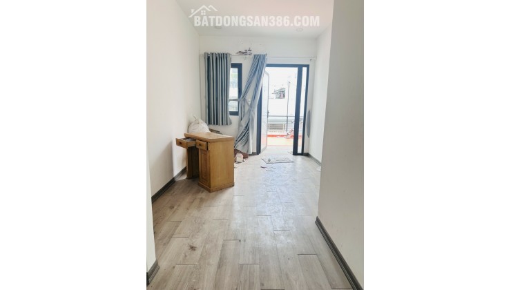 Nhà bán Quận 3 cung  đường Lê Văn Sỹ nhỉnh 12,x tỷ