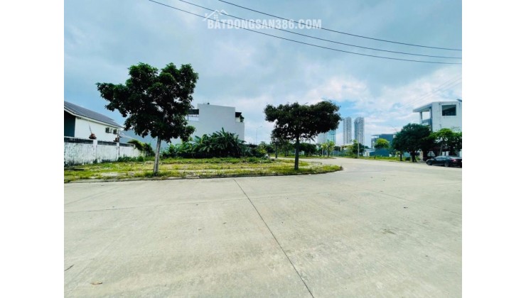 Siêu Phẩm Lô Góc Vệt 50m  Nguyễn Tất Thành, Hòa Hiệp Nam, Liên Chiểu, Đà Nẵng. 147m2, hướng Đông Nam, sổ đỏ, giá 7.2 tỷ. LH: 0877661879