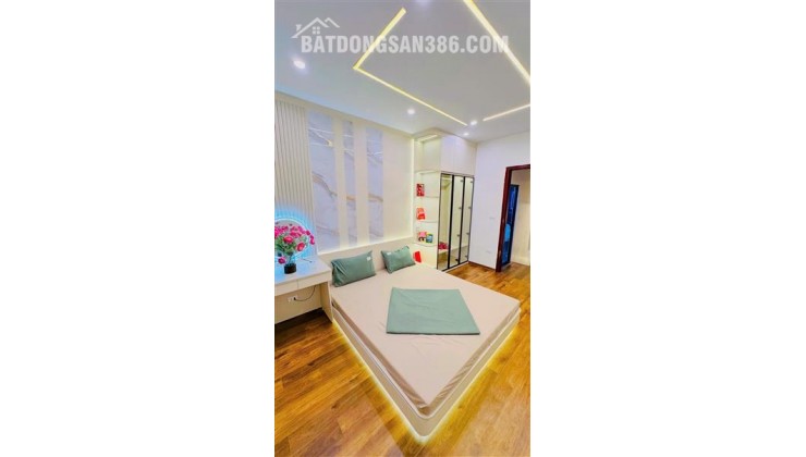 BÁN GẤP ĐẠI TỪ, HOÀNG MAI, NHÀ ĐẸP GẦN PHỐ NỘI THẤT XỊN, 32M2 5 TẦNG 7.9 TỶ