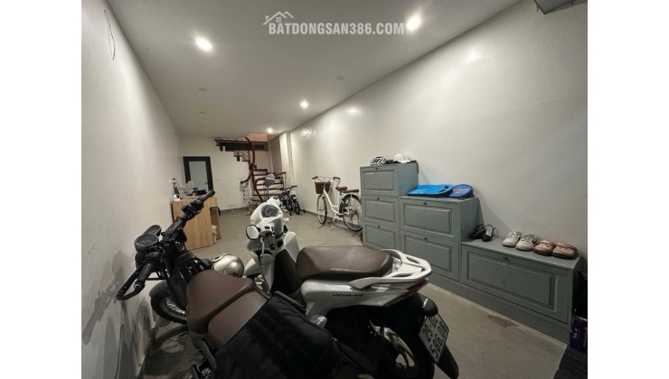 rrr Bạch Mai – Phân Lô Ô Tô Đỗ Cửa – 5 Tầng – Giá: 10,5 Tỷ