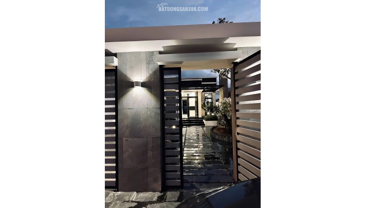 Bán đất tặng kèm nhà cấp 4 DT 7X0 giá 2.1 tỷ thương lượng