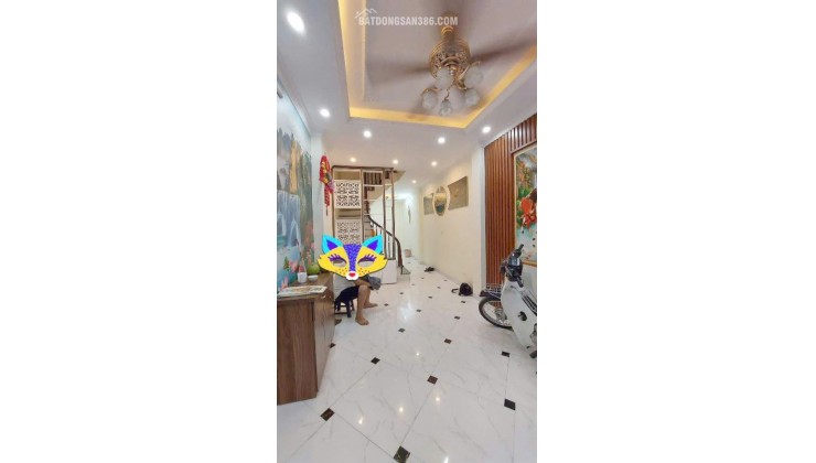 Bán nhà 4 tầng Vũ Tông Phan - Ngõ rộng ô tô đỗ sát nhà giá 4,1  tỷ - Nhà chưa sổ