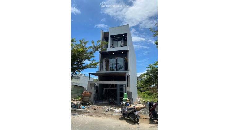 Sang nhượng căn nhà sắp hoàn thiện 5x17 1.9 tỷ gần chợ Bình Chánh