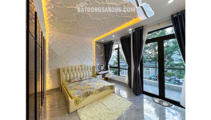 Thanh toán 400 triệu có ngay căn nhà 3 tầng ngay Đinh Đức Thiện