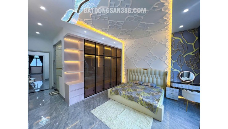 Thanh toán 400 triệu có ngay căn nhà 3 tầng ngay Đinh Đức Thiện