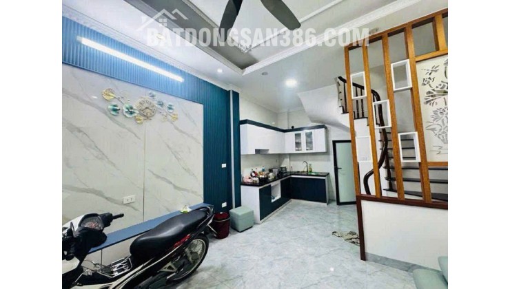 BÁN NHÀ HÀO NAM MẶT NGÕ KINH DOANH Ô TÔ - NHÀ 30M 5 TẦNG - SỔ ĐỎ NỞ NẬU THÔNG TIN CHUẨN