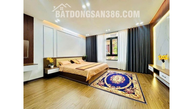 Cần bán nhà Vũ Trọng Phụng ngõ thẳng tắp cách mặt phố 30m - 60m x 5 tầng mặt tiền 5,5m