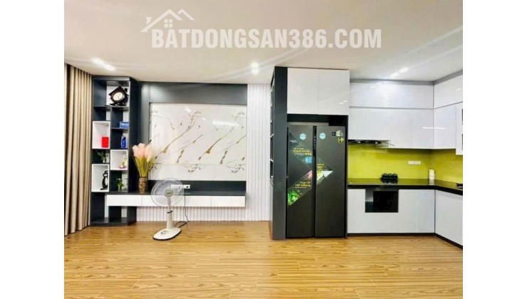 Cần bán nhà Vũ Trọng Phụng ngõ thẳng tắp cách mặt phố 30m - 60m x 5 tầng mặt tiền 5,5m