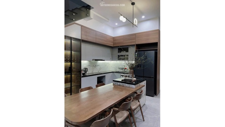 Thanh toán 400 triệu có ngay nhà 1 trệt 2 lầu tại KCN Cầu Tràm