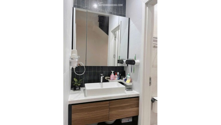 Thanh toán 400 triệu có ngay nhà 1 trệt 2 lầu tại KCN Cầu Tràm