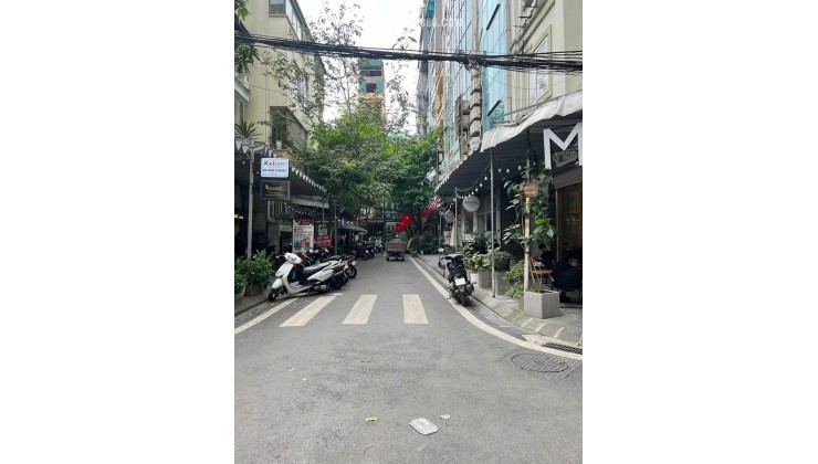 Bán nhà phân lô phố Ngụy Như Kon Tum - Phố VIP kinh doanh sầm uất, vỉa hè rộng giá 21,5 tỷ