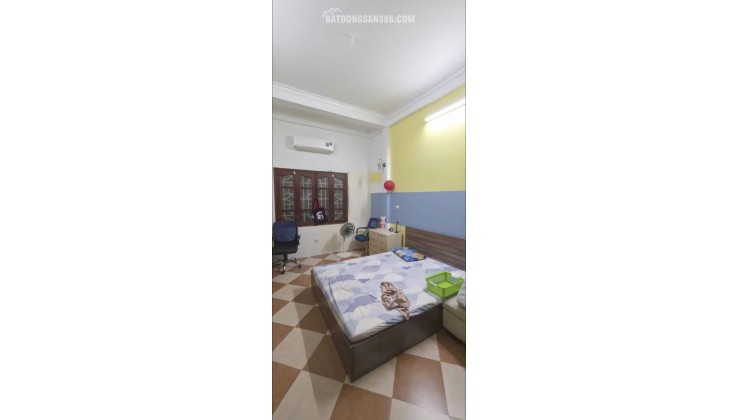 Bán nhà cầu Khương Đình - Sát Vinhomes Galaxy Nguyễn Trãi -40m x 4 tầng chỉ 10,5 tỷ