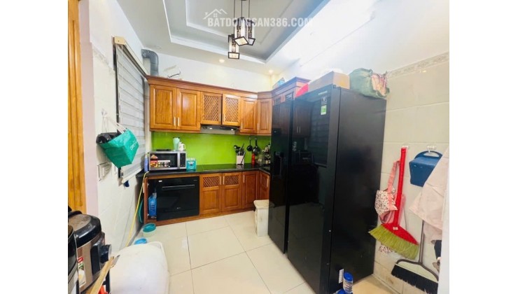 Bán nhà Vũ Tông Phan – 33m x 5 tầng mới – Ô tô đỗ cách 15m – 2 mặt thoáng, phù hợp ở kết hợp kinh doanh