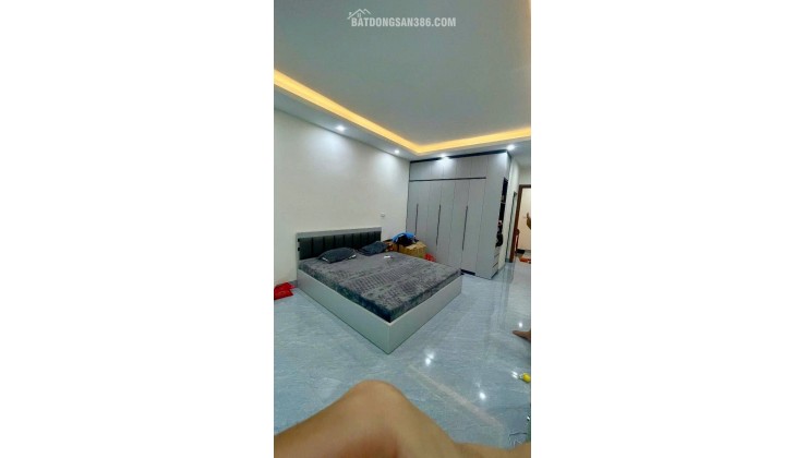 Bán nhà Khương Trung  35m 5 tầng 8,2 tỷ - Ngõ trước nhà rộng 2,3m 50m ra Ô tô