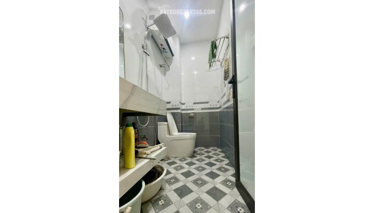 Bán nhà Khương Trung  35m 5 tầng 8,2 tỷ - Ngõ trước nhà rộng 2,3m 50m ra Ô tô