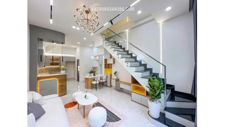 Thanh toán 400tr có ngay nhà 1 trệt 1 lầu gần KDT 5 sao Cần Đước - Long An