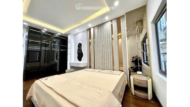 Bán nhà Khương Trung, Thanh Xuân sổ 30m 5 tầng tặng full nội thất chỉ 7,95 tỷ