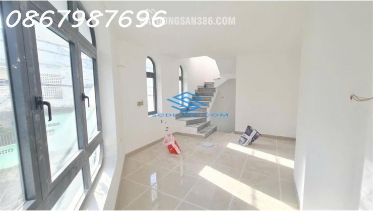 Bán Căn Góc 2 Mặt Tiền Trung Tâm Nha Trang – Nhà 4 Tầng + Tum – Giá 8 Tỷ