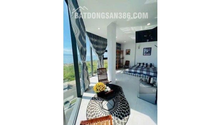 BÁN NHANH TÒA NHÀ PHỐ LÔ GÓC KINH DOANH NGHỈ DƯỠNG VIEW BIỂN PHẠM VĂN ĐỒNG NHA TRANG GIÁ BÁN 17 TỶ 500 TRIỆU 11 PHÒNG  NGỦ