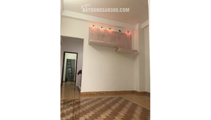 Siêu phẩm ngay mặt tiền Lê Văn phường 14,  Quận 3