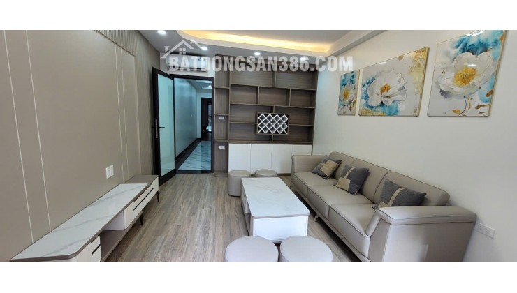 Bán Nhà Hiếm Khu Nguyễn Sơn – 60m² – 5 Tầng Thang Máy – 6 Phòng Ngủ – Khu Hàng Không Dân Trí Cao – Long Biên